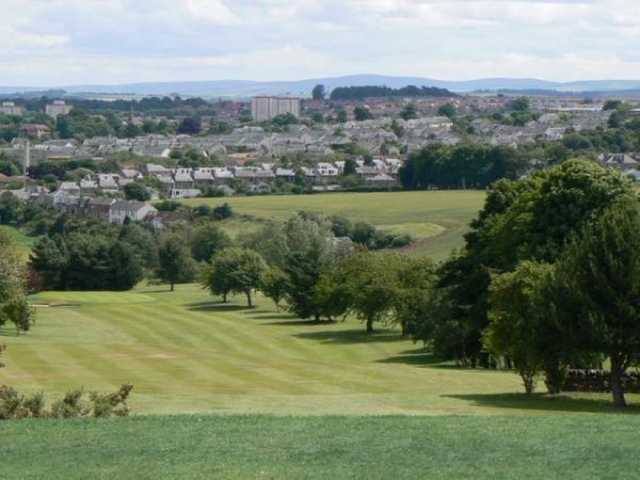 The 4th tee shot at Craigmillar Park Golf Club