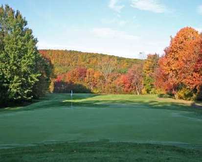 A view of the hole #13 at Bowling Green Golf Club