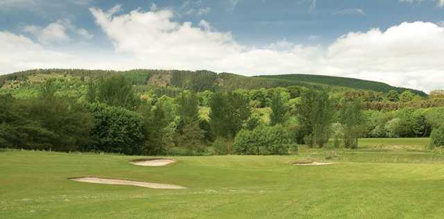 Bunkers line the holes at Scoonie Golf Club