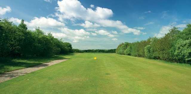 Long wide fairways to try out your driver skills