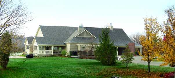 A view of the clubhouse at Pipestone Golf Club