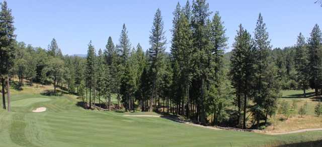 View from no. 3 at Apple Mountain Golf Resort