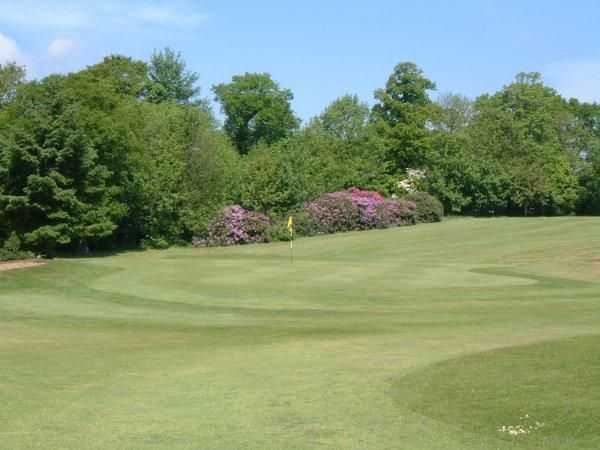 Immaculate quick greens at Bedlingtonshire Golf Club 