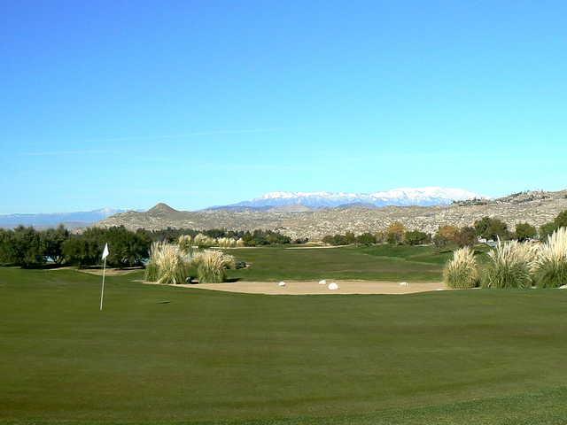 View of a bunkered green at Diamond Valley Golf Club