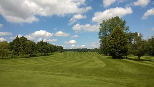 Opening shot at the Herefordshire Golf Club
