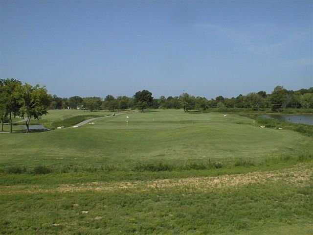 View of a green and fairway at Patricia Island Golf Club