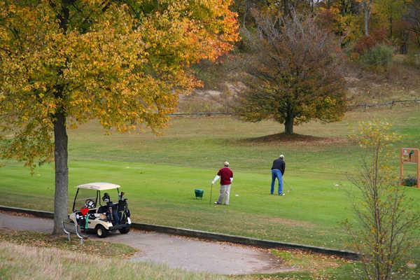 A fall view of a tee at Willow Metropark Golf Course