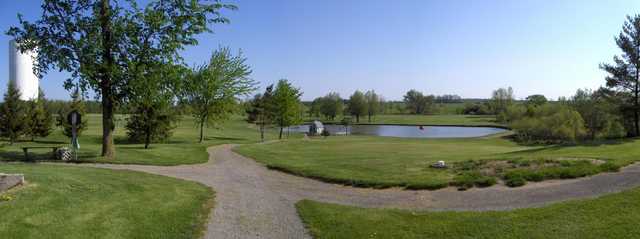 Sandusk GC: View of the third green and Jacobs Pond