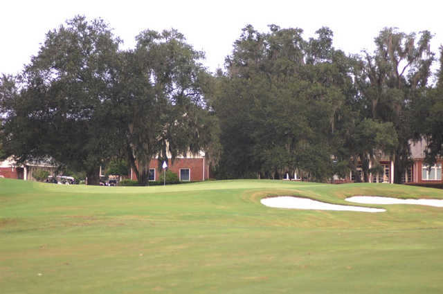 View of the 18th hole at Country Club of Orange Park.