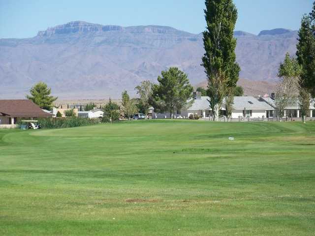 A view of hole #16 at Valle Vista Country Club