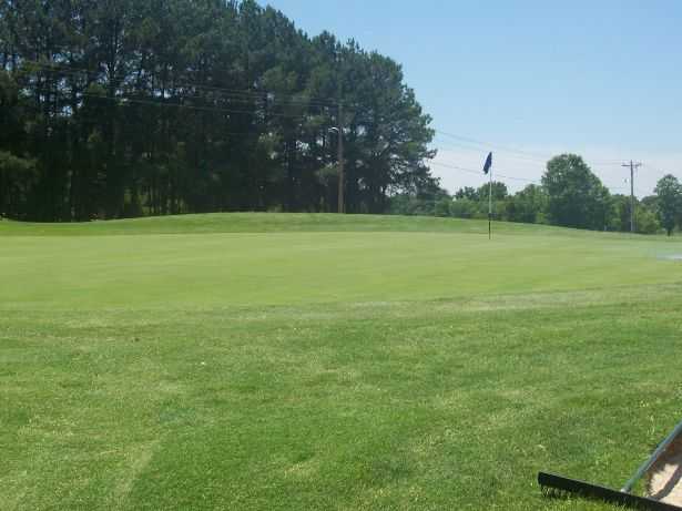 A view of green #6 at Wedgewood Golf Course