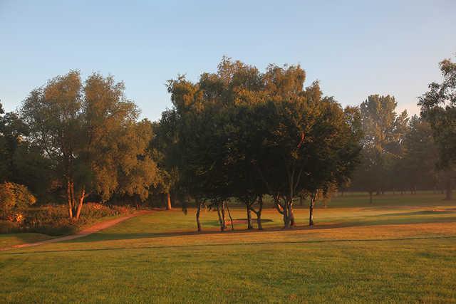 A tough looking approach shot at Uxbridge Golf Club