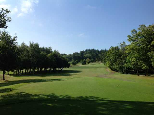 Scenic view from the 1st tee down the fairway at Westerham Golf Club