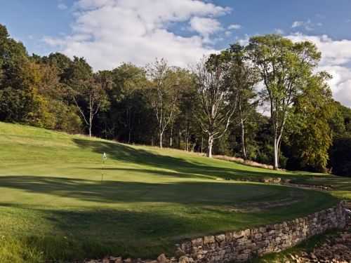 13th green at Heythrop Park Golf & Country Club