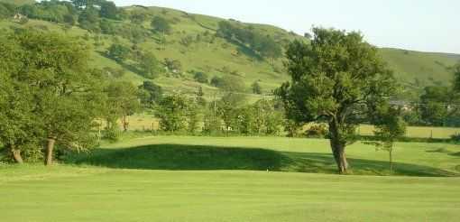 A view of the 4th green at Chapel-en-le-Frith