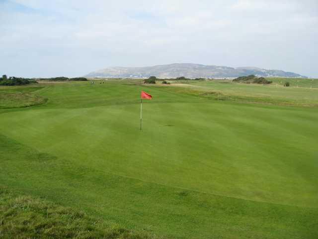 Picturesque view of the 10th green at Conwy Golf Club