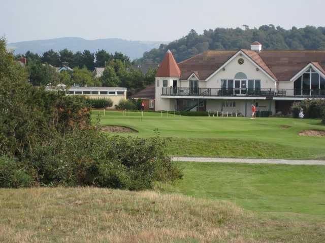 View of the 18th green and clubhouse at Conwy Golf Club