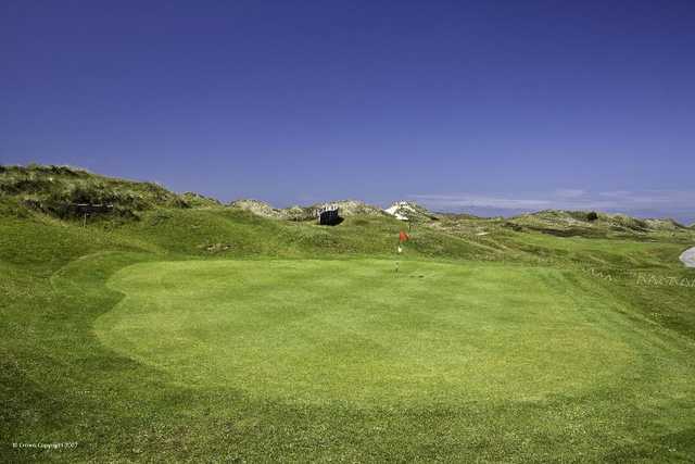Magnificent views of the dunes from the green