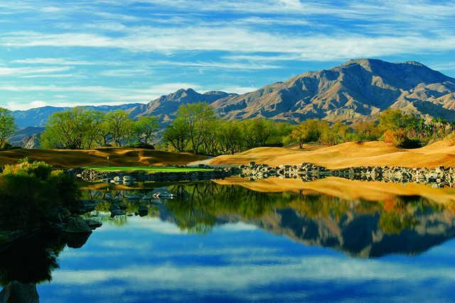 PGA WEST Stadium Course #17: Welcome to “Alcatraz.” Home to Lee Trevino’s “Hole in One” – one of the most famous shots in golf history – which gave him the “Skins Game” victory over Jack Nicklaus, Gary Player and Raymond Floyd.