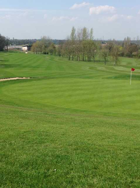 The 1st green at Radlett Park Golf Club