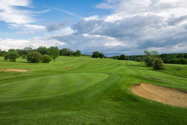 The Falconwood Course at Addington Court Golf Centre