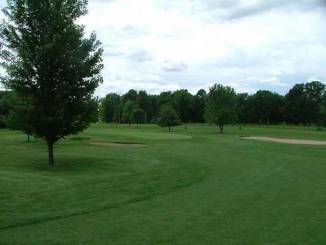 A view of the 7th green at Country Hills Golf Course