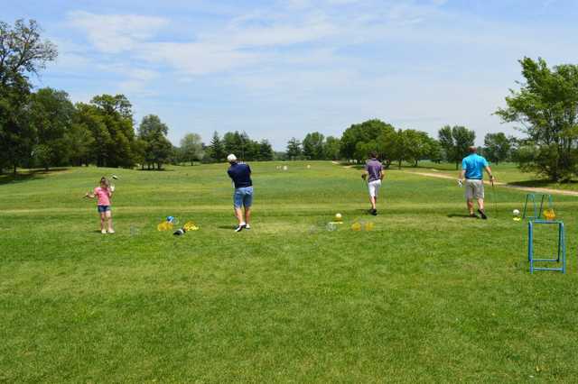 A view of the practice area at Lakewood Golf (Lisa Blessman Painter)