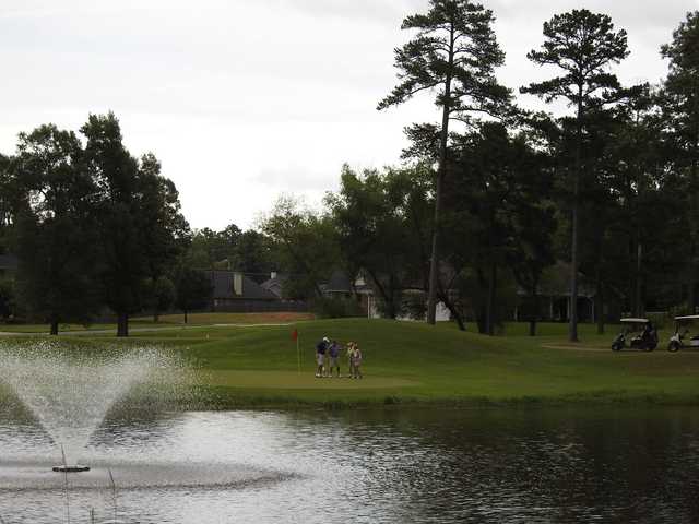 A view of a green with water coming into play at Northwood Hills Golf Course