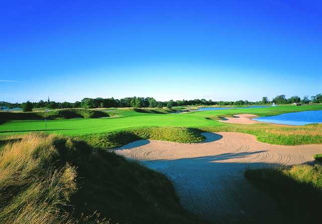 A view of green #13 protected by bunkers at The Fortress
