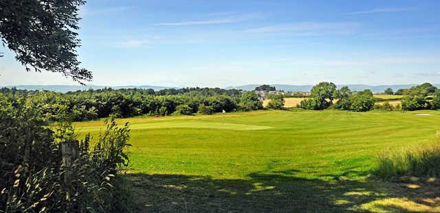 View of a green at Mearns Castle Golf Academy