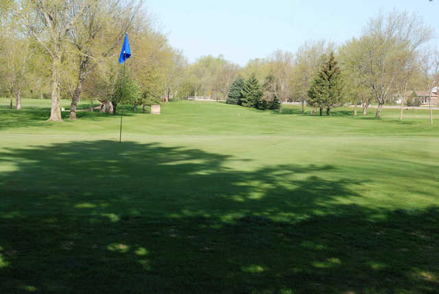 A view of the 9th green at Windom Country Club