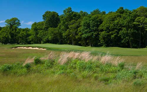 A view of the 4th green at East Hampton Golf Club
