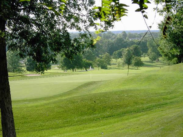 Lake Forest Country Club