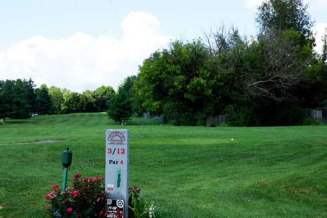 A view from tee #3 sign at Franklin Golf Club