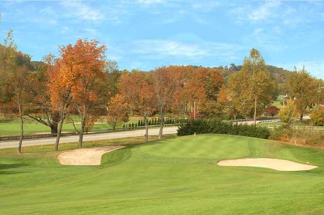 A view of hole #1 flanked by bunkers at Pleasant Valley Golf Club