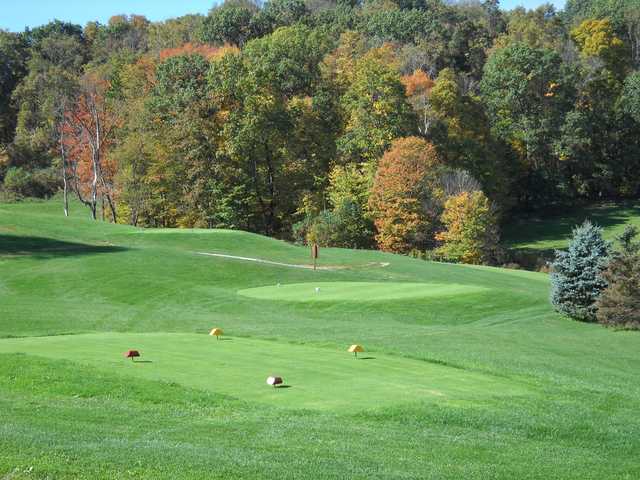 A view of a tee at White Oak Golf Course