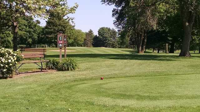 A view from tee #1 at Jacksonville Country Club
