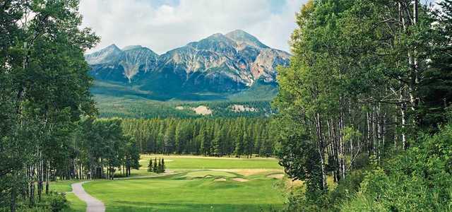 A view of the 9th green at Jasper Park Lodge Golf Course