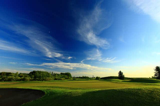 View of the 14th green at Edmonton Garrison Memorial Golf & Curling Club