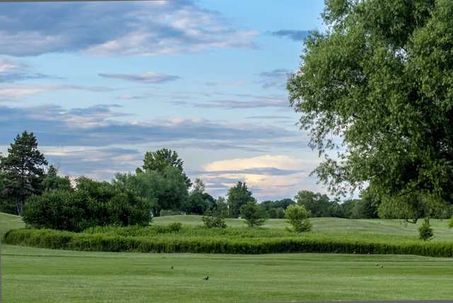 A view of a tee at Landis Creek Golf Club