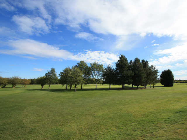 A sunny day view from Boothferry Golf Club