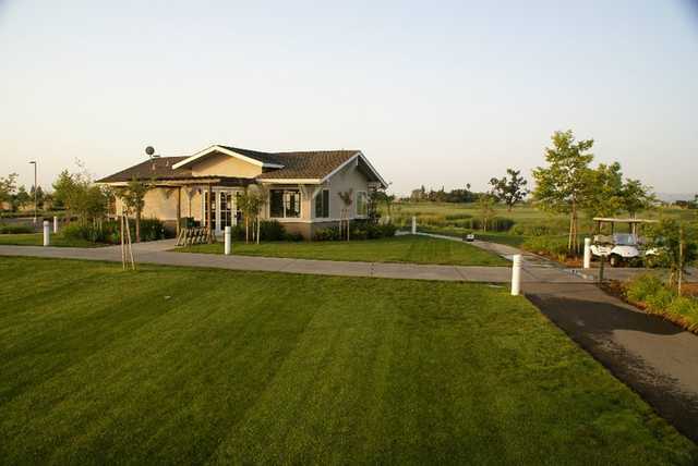 A view of the Pro Shop at Wild Wings Golf Club