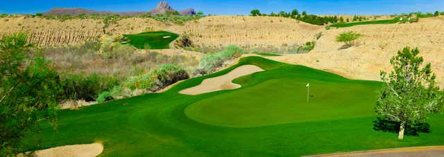 View of the 10th green at Quarry Pines Golf Club