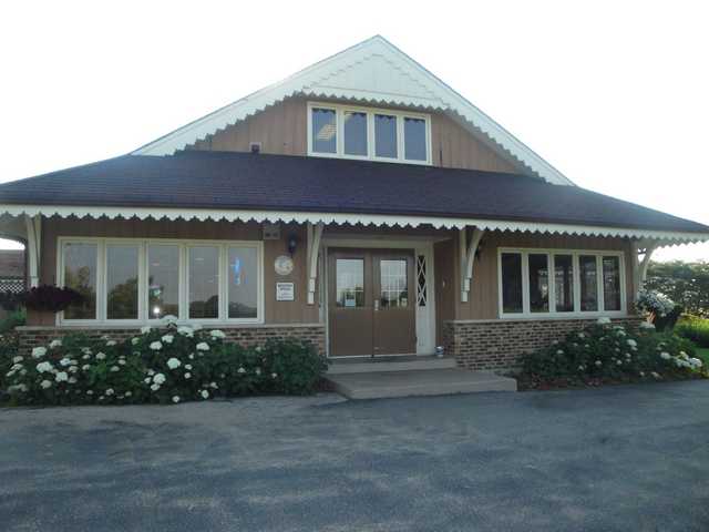 A view of the clubhouse at Village Green Country Club