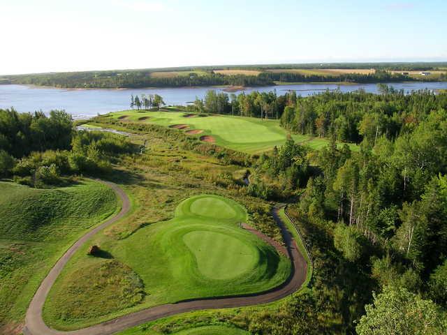 Dundarave GC: Aerial view of #8