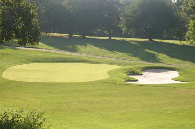 A sunny day view from Mosholu Golf Course