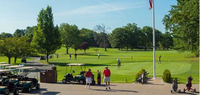 A view of the practice area at Hendricks Field Golf Course