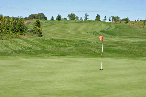 A view of the 4th green at Whispering Ridge Golf Course