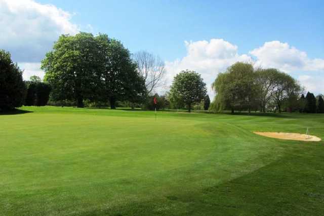 View of the 1st green at Stanton-on-the-Wolds Golf Club