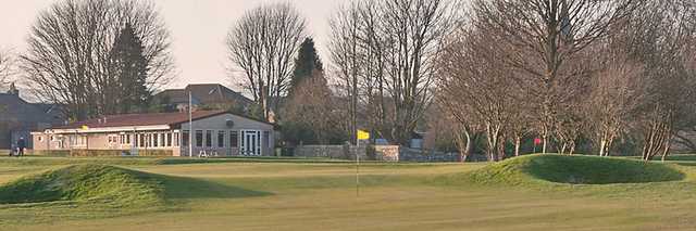 The 9th green at Milnathort Golf Club